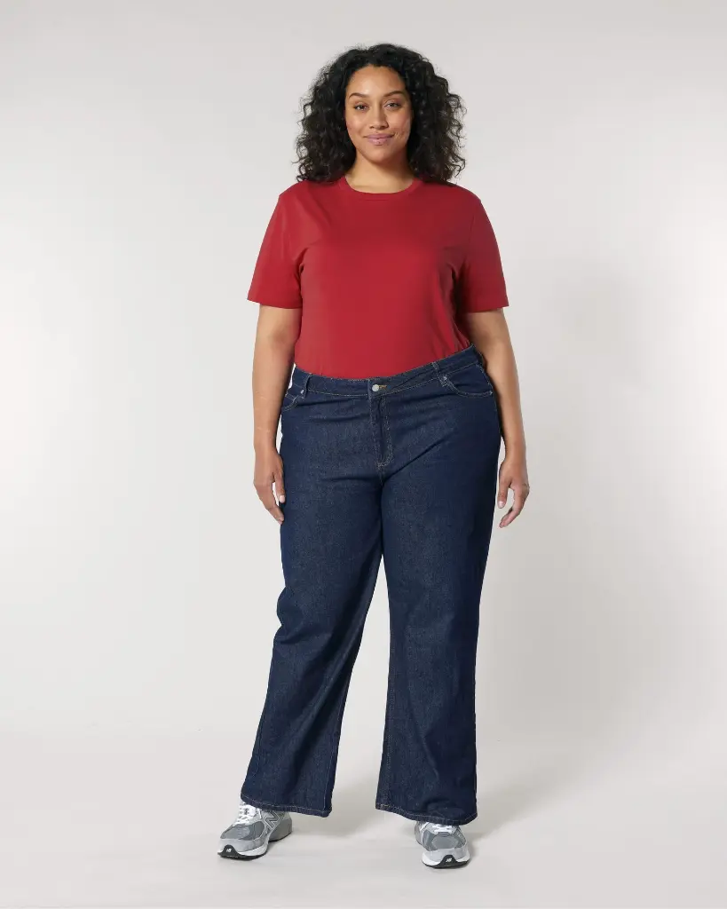 Creator 2.0_Red_Studio_Front_Main_5.webp