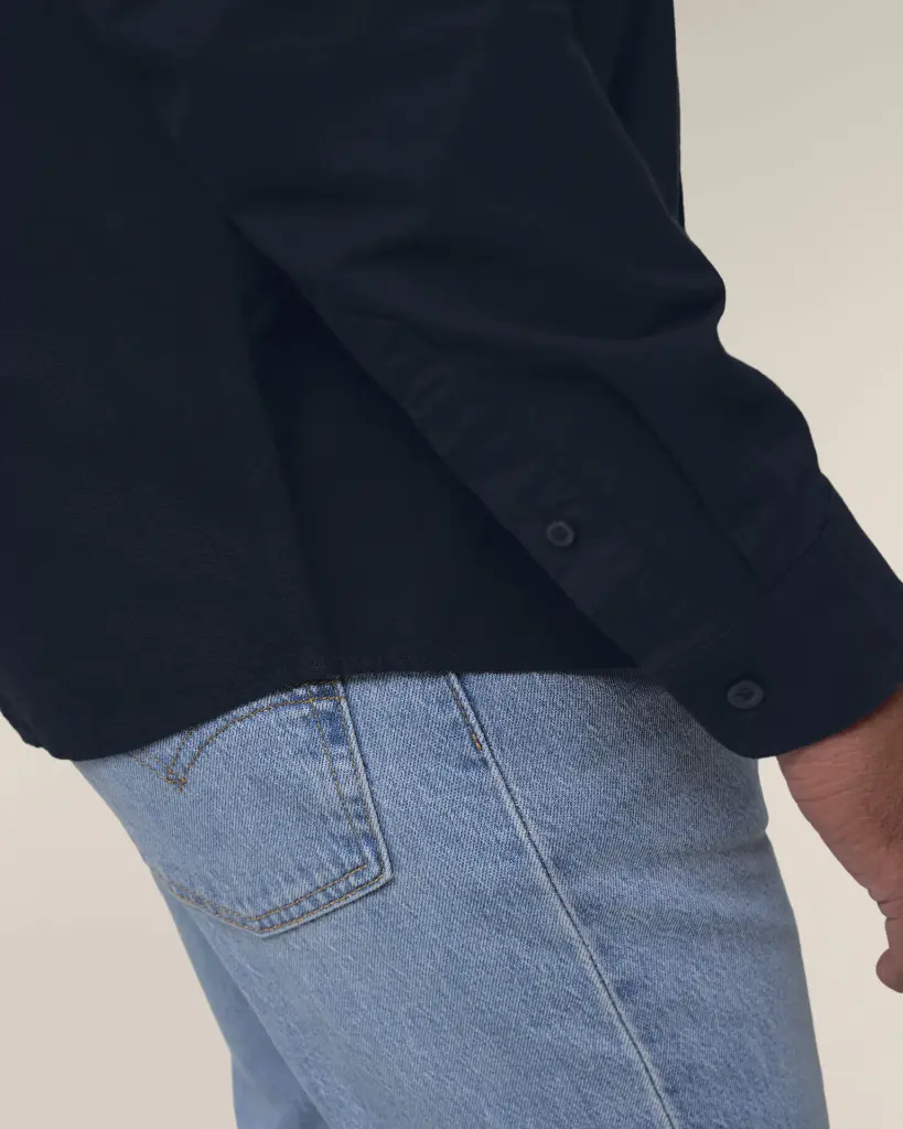 Stanley Oxford Shirt_French Navy_Studio_Front_Detail_2.webp