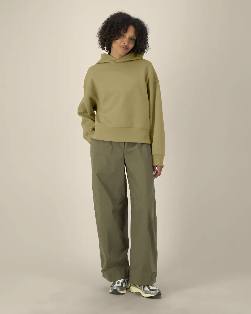 Voicer_Faded Olive_Studio_Front_Main_5.webp