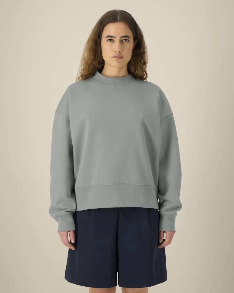 Ryler_Misty Grey_Studio_Front_Main_6.webp